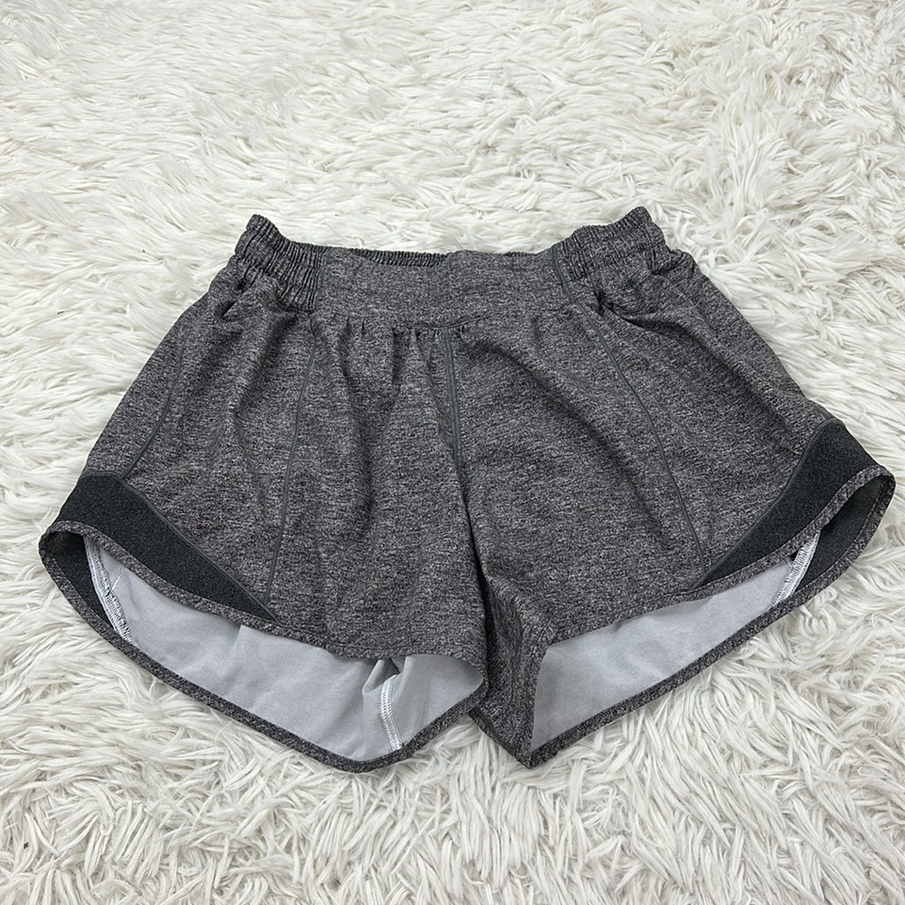 Lululemon Hotty Hot Short II *Long 4" Heather Lux Multi Black / Heathered Black